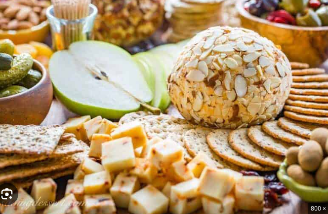 The "EVERYTHING" Cheese Box - LARGE